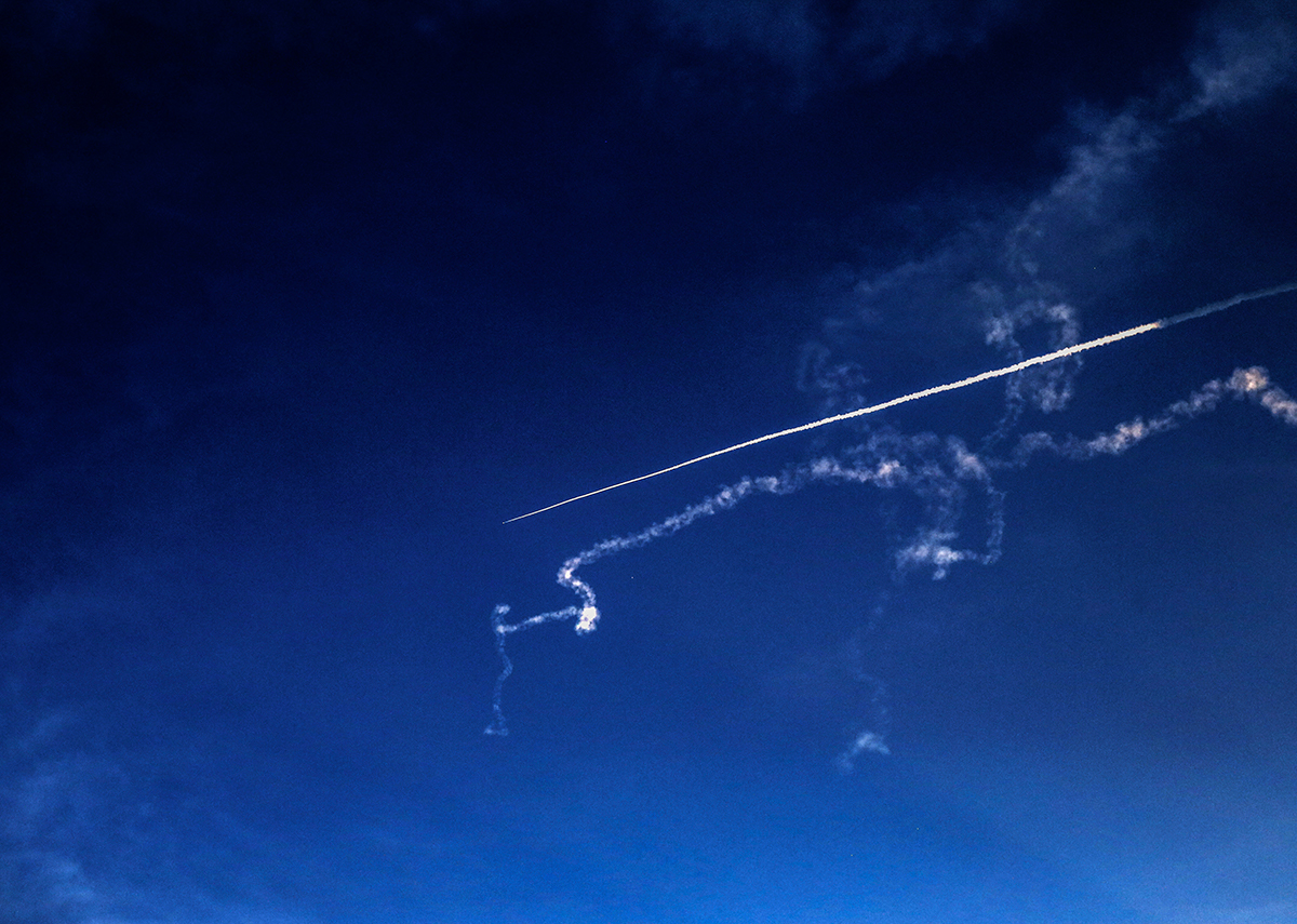 Rockets are fired by Palestinian militants into Israel, in Gaza. (Photo by Mahmoud Issa / SOPA Images/Sipa USA)