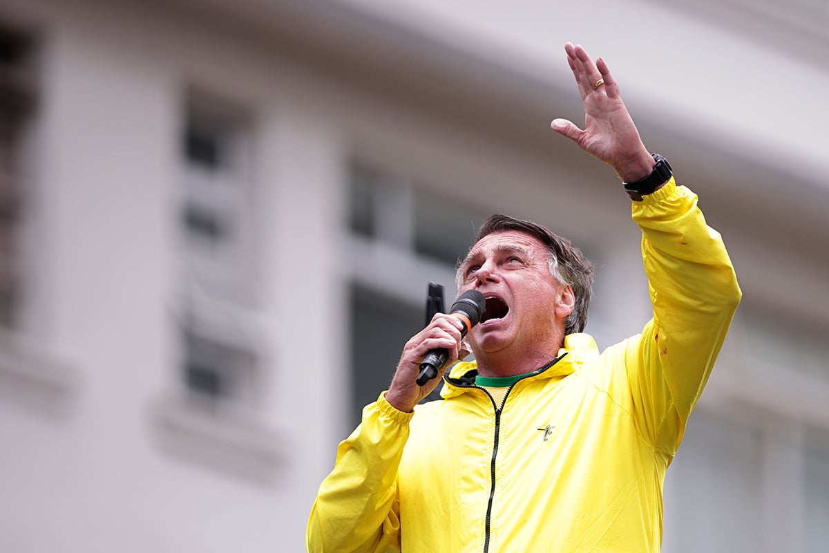 Former president of Brazil Jair Bolsonaro speaks in Sao Paulo during a demonstration demanding amnesty for those arrested for 2023's alleged coup attempt in early April | AP Photo / Ettore Chiereguini